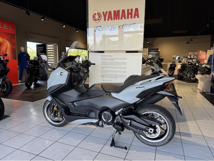 YAMAHA XP T-MAX 560 TECH MAX