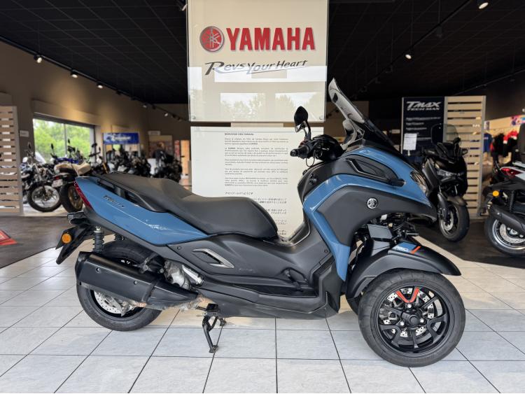 YAMAHA TRICITY 300