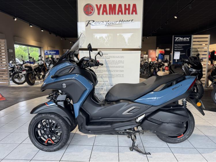 YAMAHA TRICITY 300