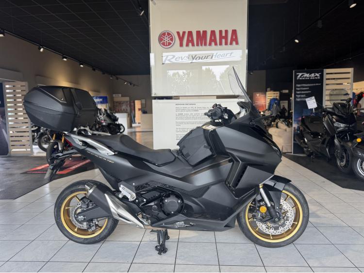 HONDA NSS FORZA 750