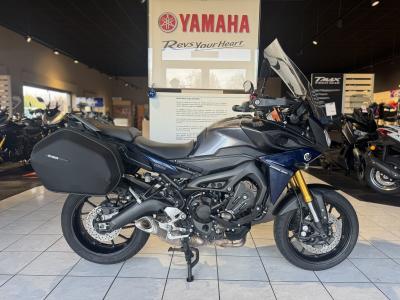 YAMAHA TRACER 900